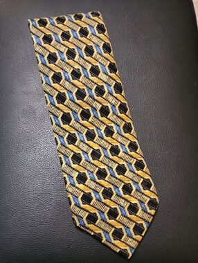 Brioni Hand Made in Italy Tie 100% Silk